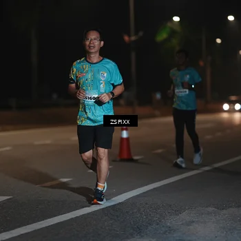 Runner Photo 5930299