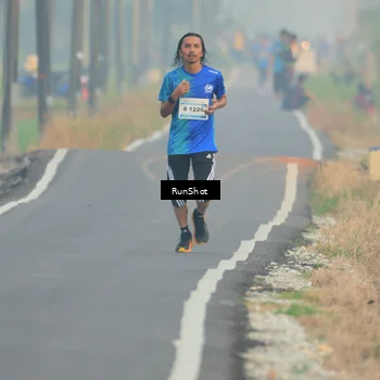 Runner Photo 5930347