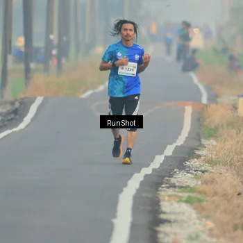 Runner Photo 5930357