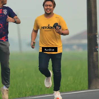 Runner Photo 5930390