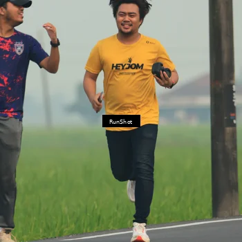Runner Photo 5930414