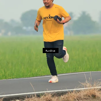 Runner Photo 5930417