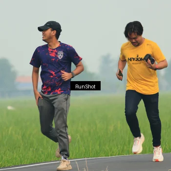 Runner Photo 5930435
