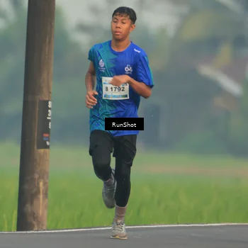 Runner Photo 5930480