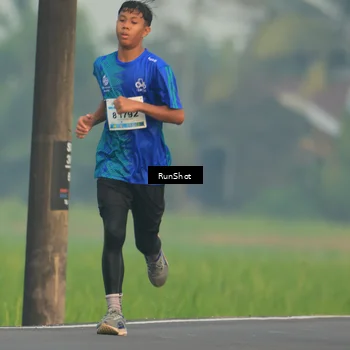 Runner Photo 5930486