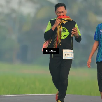 Runner Photo 5930494
