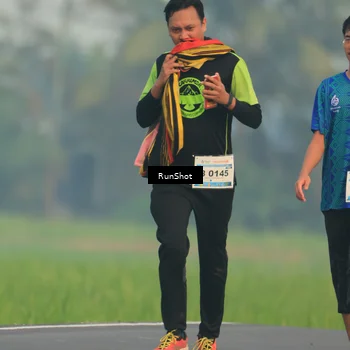 Runner Photo 5930499
