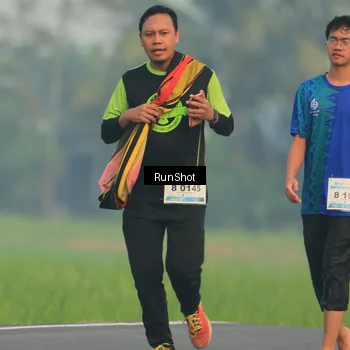 Runner Photo 5930506