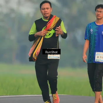 Runner Photo 5930507