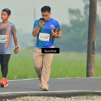 Runner Photo 5930594