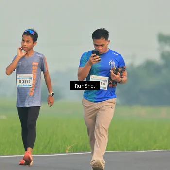Runner Photo 5930597