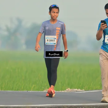 Runner Photo 5930611