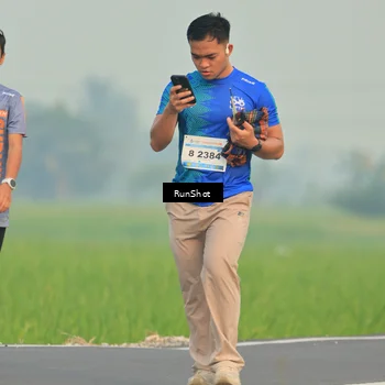 Runner Photo 5930632