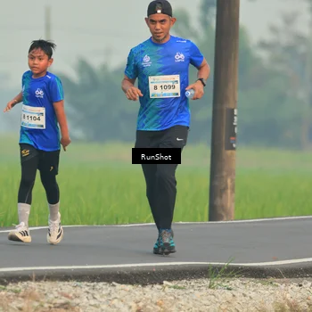 Runner Photo 5930643