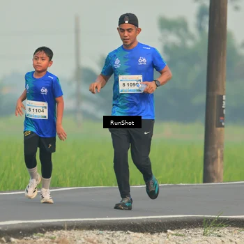 Runner Photo 5930645
