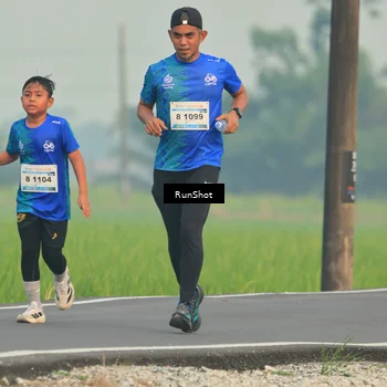 Runner Photo 5930649