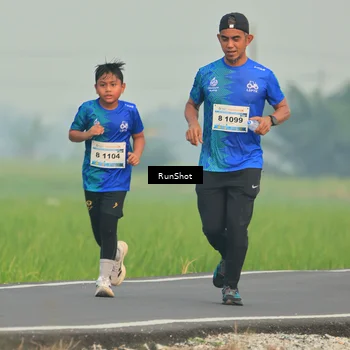 Runner Photo 5930674