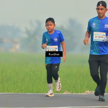 Runner Photo 5930702