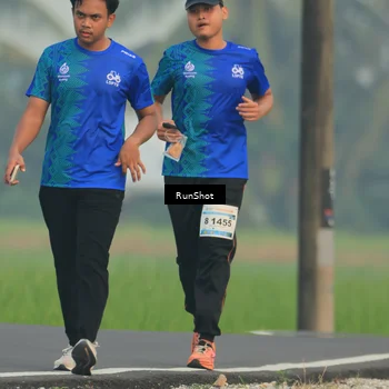 Runner Photo 5930846