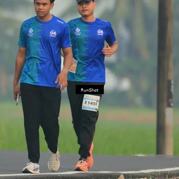 Runner Photo 5930899