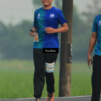 Runner Photo 5930910
