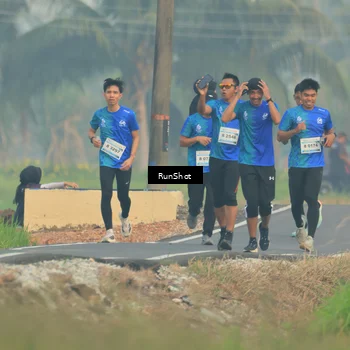 Runner Photo 5930914