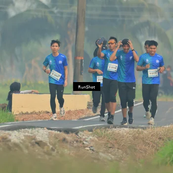 Runner Photo 5930917
