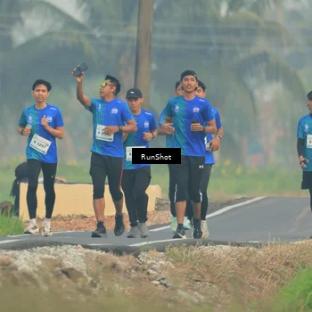 Runner Photo 5930965