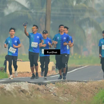 Runner Photo 5930968