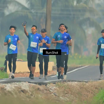 Runner Photo 5930976