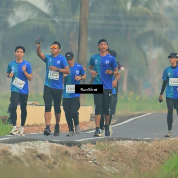 Runner Photo 5930982