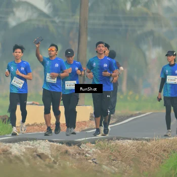 Runner Photo 5930987