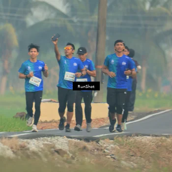 Runner Photo 5930996