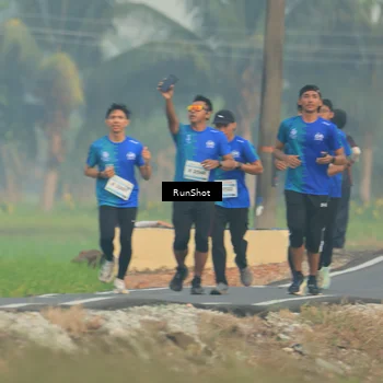 Runner Photo 5930997
