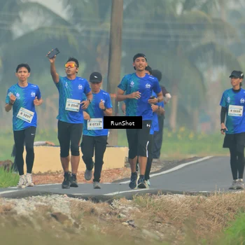 Runner Photo 5930999