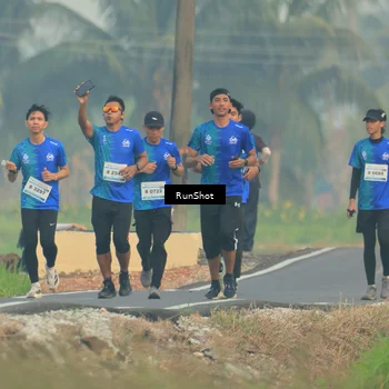 Runner Photo 5931004