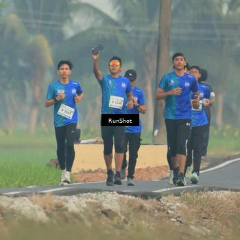 Runner Photo 5931024