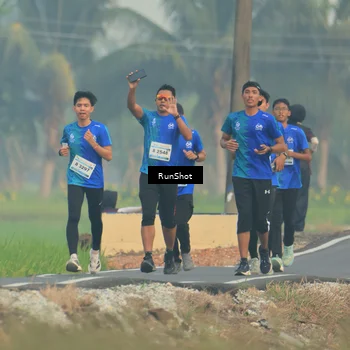 Runner Photo 5931025