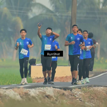 Runner Photo 5931034