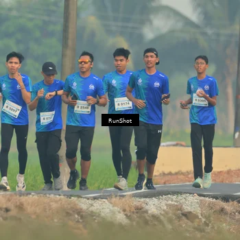 Runner Photo 5931057