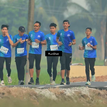 Runner Photo 5931067