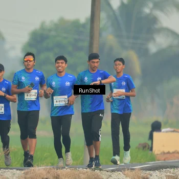 Runner Photo 5931102