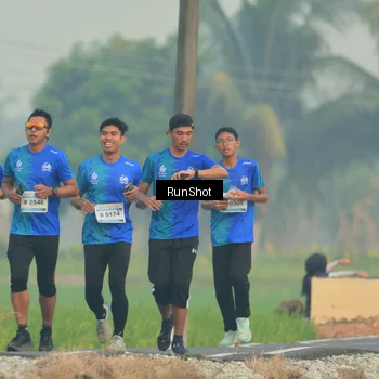 Runner Photo 5931104