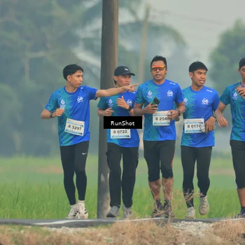 Runner Photo 5931128