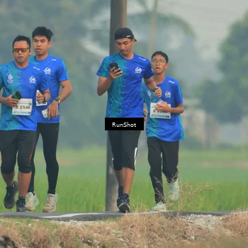 Runner Photo 5931145