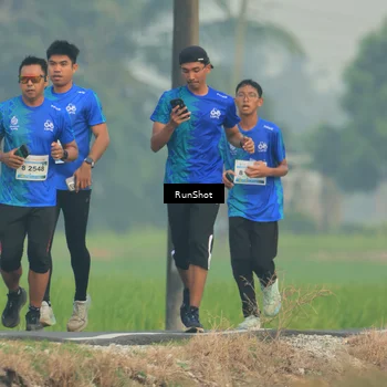 Runner Photo 5931149