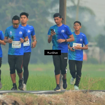 Runner Photo 5931150