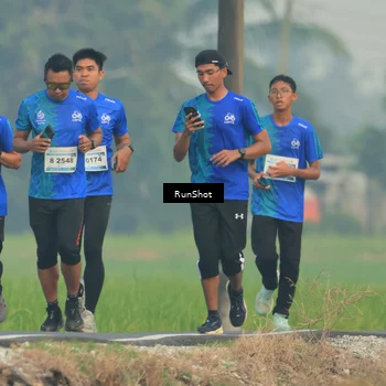 Runner Photo 5931153