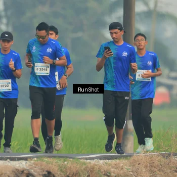 Runner Photo 5931155