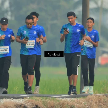 Runner Photo 5931157